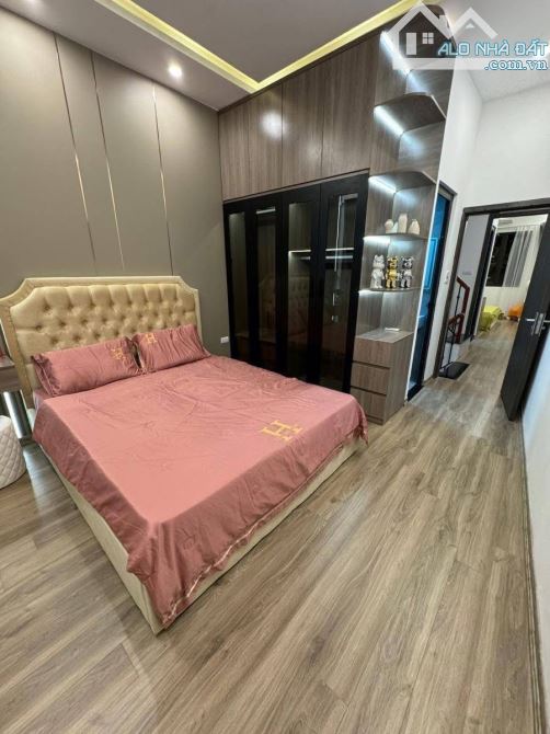 ☘️☘️☘️Phú Diễn 38m2 x 6 tầng nhà đẹp , mới , tặng nội thất , giá hơn 6 đồng  Do chủ nhà mu - 6