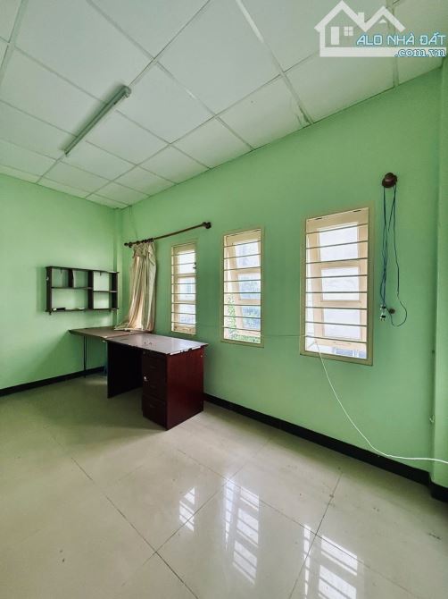 Hoà Hưng. Q10. Hẻm ba gác thông. Gần 50m2. Ngang hơn 4m. 2 tầng 2PN. Giá chỉ 5đ hơn. - 6