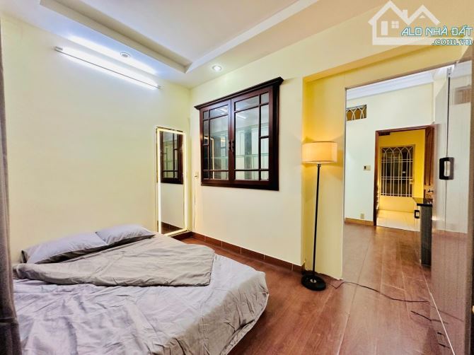 Khu VIP 7A Thành Thái. Q10. Ô tô vào nhà. 64m2. Ngang 4m. 4 tầng. 8PN. Giá 17,x tỷ TL - 6