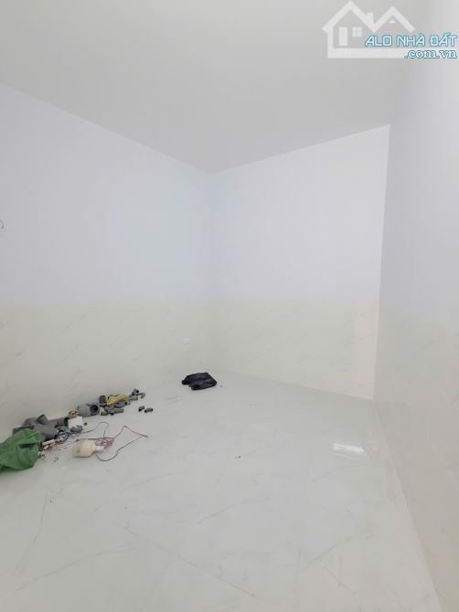 Bán nhà 1 trệt 1 lầu đường thông buôn bán p.Đông Hòa Tp.Dĩ An chỉ 6ty TL M7420 - 6