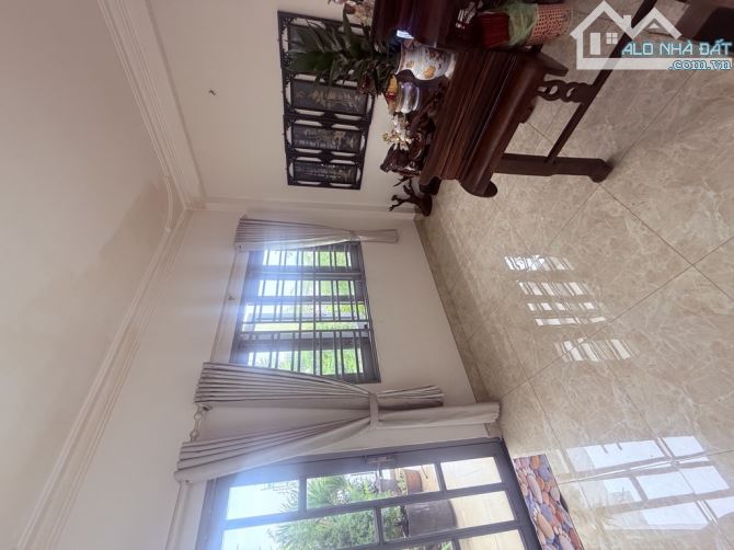 HẺM XE HƠI- LÊ VĂN QUỚI -BÌNH TRỊ ĐÔNG- BÌNH TÂN -4 TẦNG -DT: 4*14M- 6 TỶ 5 - 6