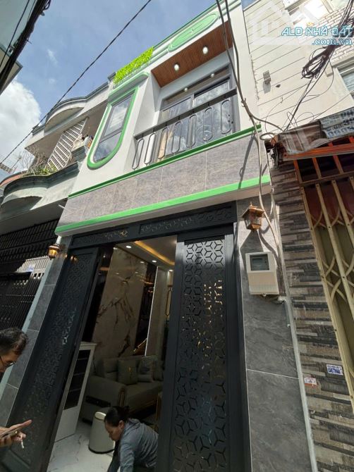 Nhà mới còn thơm mùi sơn Thống Nhất gần cityland, công viên làng hoa nở hậu chỉ 3,95 tỷ - 7