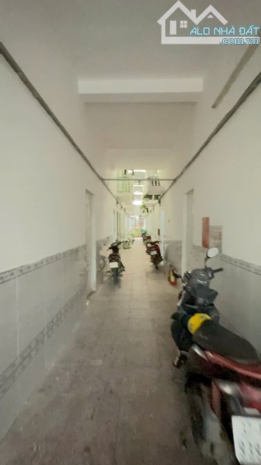 Bán dãy trọ 1T1L 10x30m, đường D10 KDC Thuận Giao p. Thuận Giao, thu 42tr/th - 7