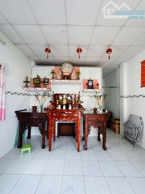 Gấp bán giảm 600 triệu chỉ nhỉnh 13 tỷ - Miếu bình Đông - 160m2 - đường 10m , bao tách lô. - 7