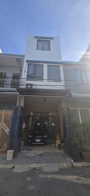 KIỆT 4M CÓ LỀ , SÁT BIỂN - NHÀ 3 TẦNG ĐƯỜNG LÊ TẤN TRUNG - 7