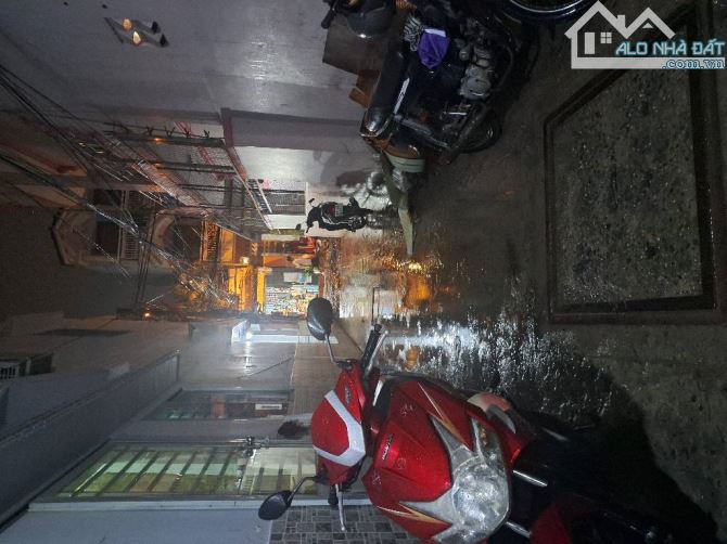 Nhà Quận 7 chỉ 50m ra Huỳnh Tấn Phát – DT 85m2,  6m ngang bề thế – Sổ vuông vức – Giá mềm - 7