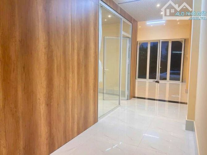 Cho thuê nhà rộng rãi KDC 923 có máy lạnh 8 triệu - 7