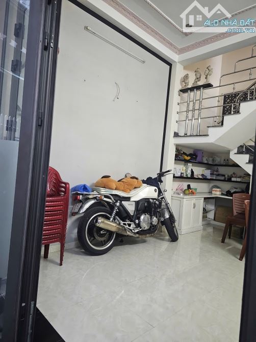 chủ cần bán nhanh căn nhà 2 tầng đường Võ Văn Tần - 7
