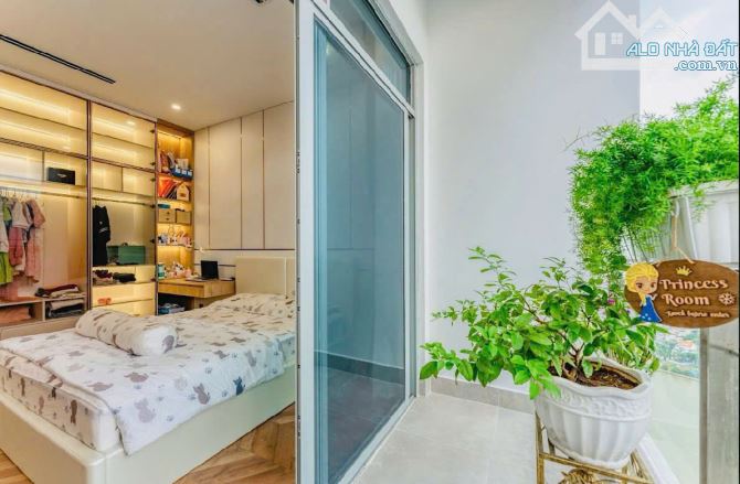 Penthouse  VHCP căn góc 3PN + 3wc - 166m2 Tầng 42 view thoáng, full nội thất, 25 tỷ - 8