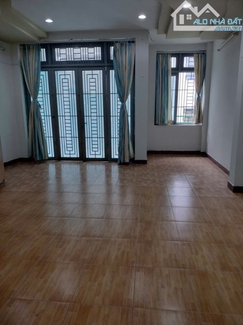 Bán nhà 4 tầng DT 111m² - Tô Hiến Thành, Quận 10 - Giá cực tốt - 8