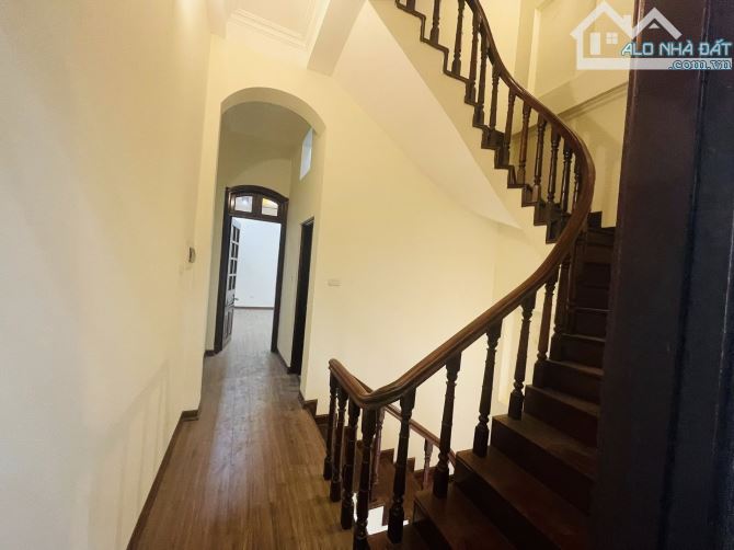 BÁN NHÀ NGÕ 61 HOÀNG CẦU, ĐỐNG ĐA, MẶT NGÕ Ô TÔ TRÁNH 60m2 4T MT 3,9  26,5 tỷ. - 8