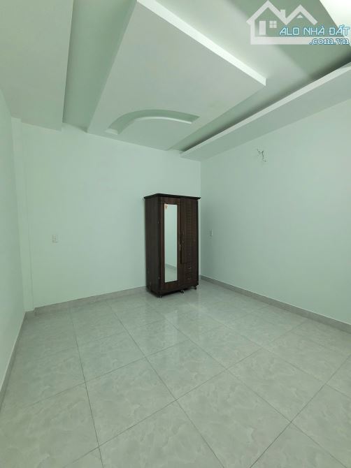 Bán nhà 1 trệt 1 lầu KDC gần BigC Dĩ An p.Đông Hòa Tp.Dĩ An chỉ 4ty650 TL M7430 - 8