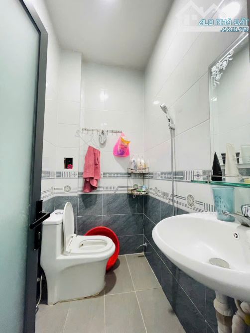 Nhà Thạnh Xuân 24, Ngay trường Nguyễn Văn Thệ Tô Ngọc Vân Quận 12, DT 4X12, giá 3ty65 - 9
