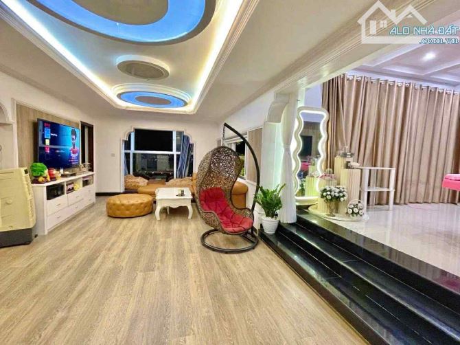 BÁN CĂN PENTHOUSE DIC PHOENIX VŨNG TÀU ĐẲNG CẤP - 169M2 CÓ SÂN VƯỜN HỒ SỤC - 7.15 TỈ - 9