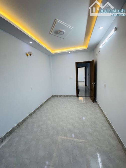 LÔ GÓC 4 TẦNG MỚI ĐẸP -  MẶT TIỀN LỘ LỚN MÃ LÒ - Ở VÀ KINH DOANH.GIÁ 6 TỶ TL - 9