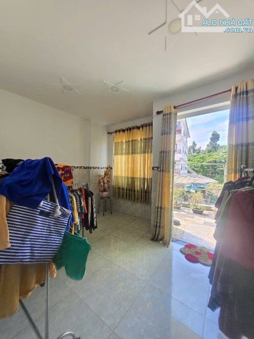 59m2 - 1t2l - 3pn - shr - 7 tỷ - đường 12m - bên hông chợ đầu mối thủ đức - 9