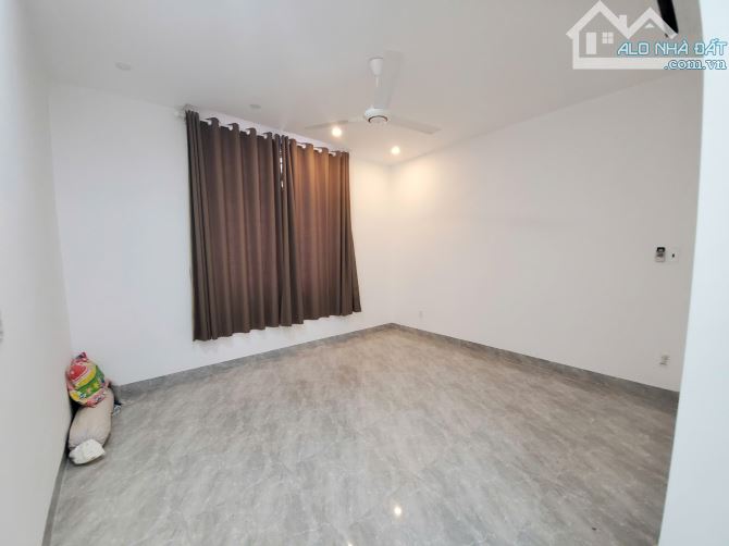 NHÀ 1 TRỆT 2 LẦU MẶT TIỀN N4 - BỬU LONG - 9