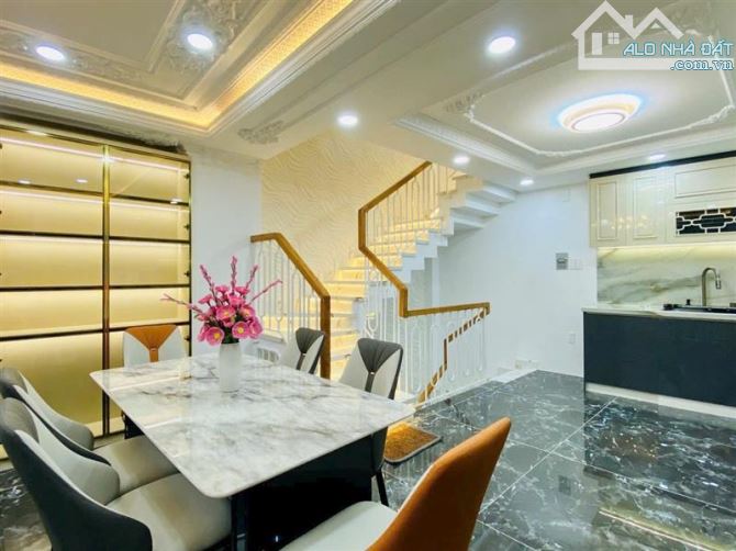 🏠 Bán nhà đẹp 5 tầng - hẻm xe hơi - P12 Gò Vấp - gần Emart 2 - chỉ hơn #7tỷ - 9
