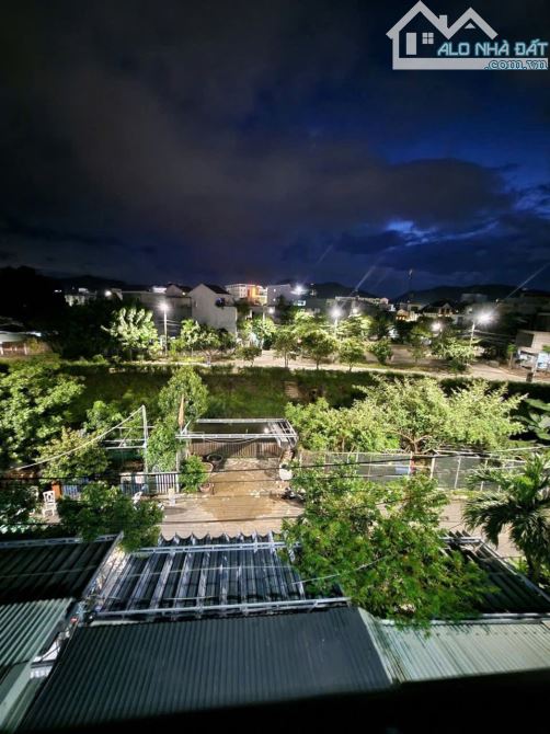 📌📌📌LÀM VIỆC TRỰC TIẾP GIÁ TỐT !!!Nhà 3 tầng Mộc bài 7 Hoà Minh Liên Chiểu - 9