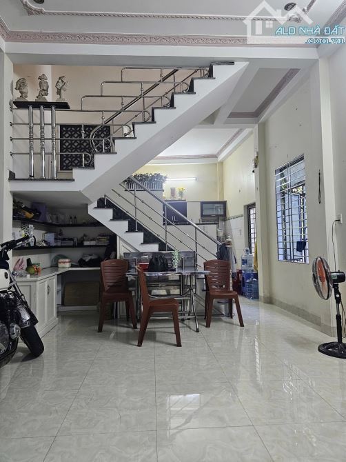 chủ cần bán nhanh căn nhà 2 tầng đường Võ Văn Tần - 9