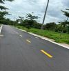 Bán lô đất xây nhà cực đẹp , dân cư đông , điện nước sẵn, gần trường chợ
