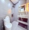 BÁN NHÀ PHỐ TRẠM, NGÕ THÔNG, Ô TÔ ĐỖ CỬA, FULL NỘI THẤT, THANG MÁY 45M x 6 tầng 9.x tỷ