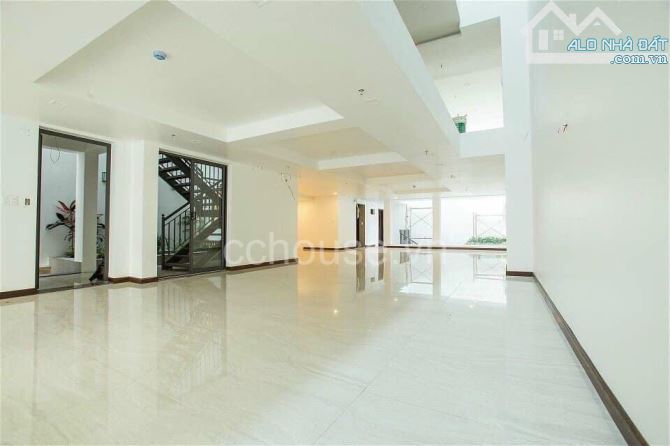 Buiding Hầm - 8 Tầng Mặt Tiền Ngay Nguyễn Văn Trỗi. DT: 6*19m - Thang Máy. Giá 40 Tỷ TL