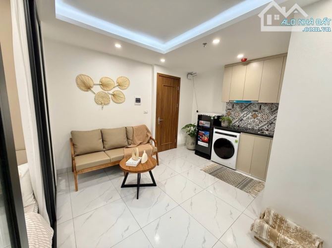 39.9 tỷ/ 8 tầng/ Lô góc/ Ô tô Chánh/ Phú Mỹ / dòng tiền x tỷ