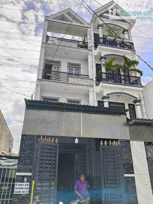 BÁN NHÀ NGUYỄN ẢNH THỦ TÂN CHÁNH HIỆP QUẬN 12, MẶT HẺM XE TẢI, DT 76M² (4× 19), GIÁ RẺ