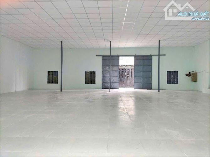 CHO THUÊ KHO XƯỞNG MỚI 16 x 16M TRUNG MỸ TÂY, Q12 ĐƯỜNG XE TẢI GẦN TÂN BÌNH