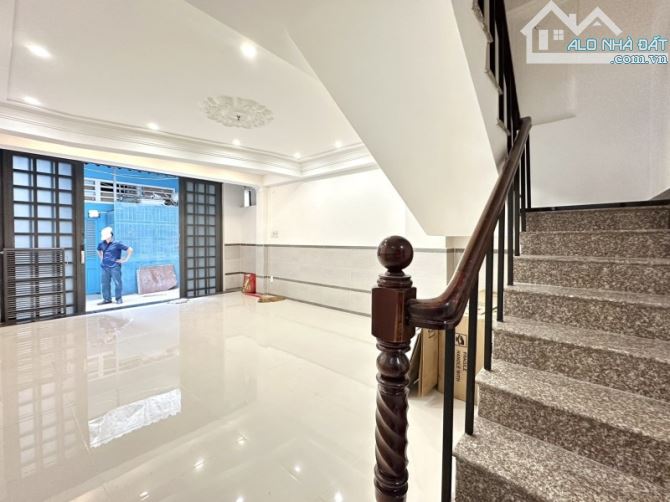 CHDV QUẬN 3 - LÊ VĂN SỸ - 4 TẦNG - DT 51M2 - 9 PHÒNG - DÒNG TIỀN 40TR/THÁNG - CHỈ 9.X TỶ
