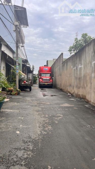 Hàng hiếmGiá hạt dẻ chỉ 15tr/m2 Diện tích khủng 5000m2 - 55x100m tách 47 nền - MT Hóc Môn