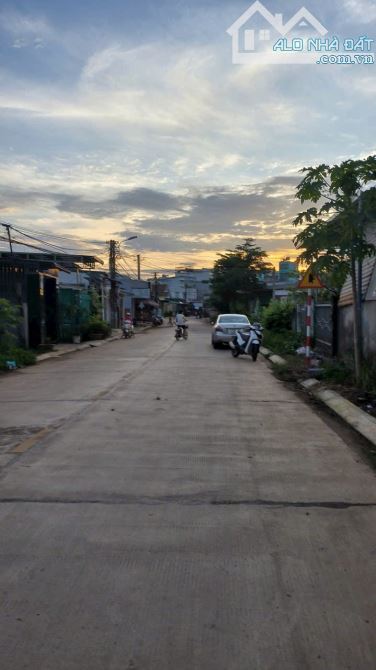 Mặt tiền kinh doanh phan văn đạt