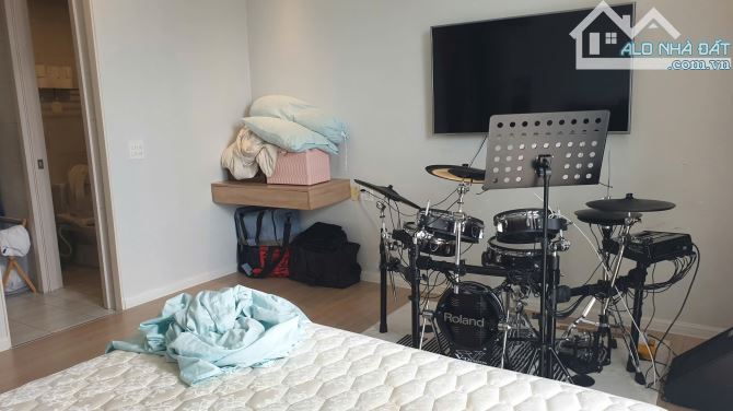 Bán Biệt thự đường Lý Phục Man - Quận 7, Ngang 10x28, 3 tầng, đã giảm 4 tỷ - giá mới 24tỷ