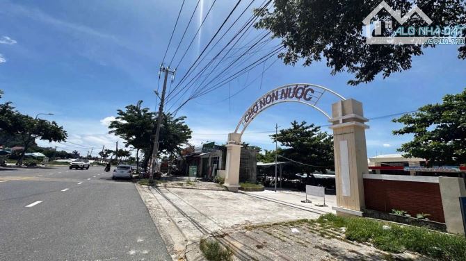 🏡 BÁN ĐẤT TẶNG NHÀ CẤP 4 KIÊN CỐ – VỊ TRÍ ĐẸP NON NƯỚC