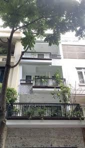 Ngã tư sầm uất Nguyễn trãi-Khuất Duy Tiến