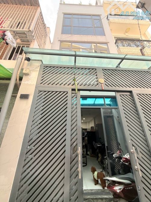 Nhà 3 tầng Khánh Hội, Quận 4, BTCT, KDC hiện hữu, hoàn công, Mình viết lại bài đăng th7 tỷ