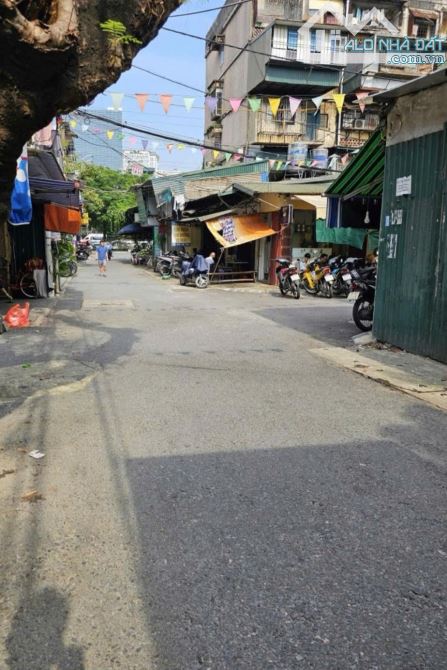 TẬP THỂ TẦNG 1 PHỐ  KIM NGƯU 75M 2 MĂTH NGÕ Ô TÔ, KINH DOANH