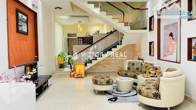 Cần bán Nhà Phố Nhà Hẻm Xe Tải (7m), đường Nguyễn Lương Bằng, P.02, Đà Lạt