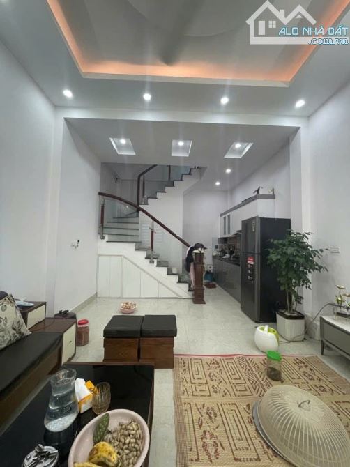 NHÀ ĐẸP DÂN XÂY XUÂN PHƯƠNG 38M², 4 TẦNG, 6 T.Ỷ