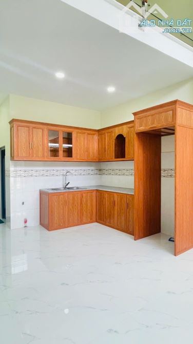 Cần bán căn nhà mới cấp 4 có gác lửng ,p.long trường,TP thủ đức