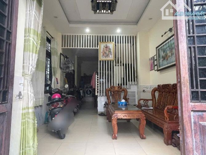 CẦN TIỀN CHO CON ĐI DU HỌC BAO GIÁ GHẼ NHẤT HIỆN NAY