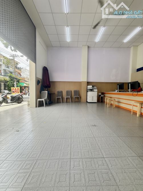 🔺10💥Toà nhà Mặt Tiền Thạch Lam - 200m2 8 tầng giá 48,5 tỷ thương lượng