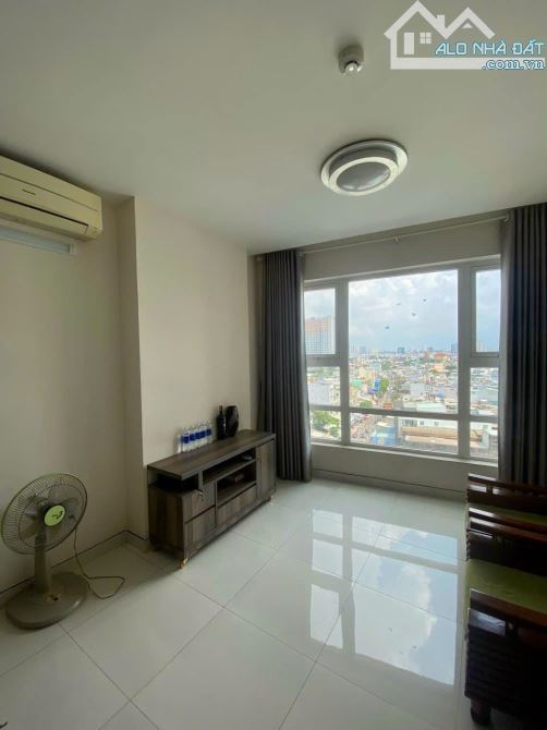 Cho thuê căn hộ Summer Square căn 1 phòng ngủ, giá thuê 7tr5/tháng.