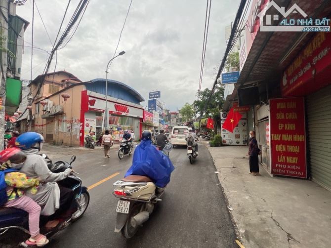NAM TỪ LIÊM - Ô TÔ ĐỖ 20M - VÀI BƯỚC RA PHỐ - 50m2 - 5 tầng 7phòng ngủ chỉ nhỉnh 7tỷ