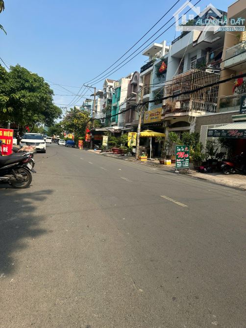 Mặt tiền hẽm kinh doanh 16m Phan văn Trị DT5mx18m Gía 16 tỷ TL P.7 Gò vấp