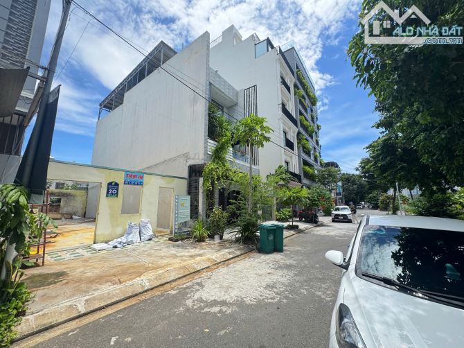 Bán Đất Mặt Tiền Lê Lâm Sát Biển Xung Quanh Toàn Apartment. P Sơn Trà Giá 11ty5