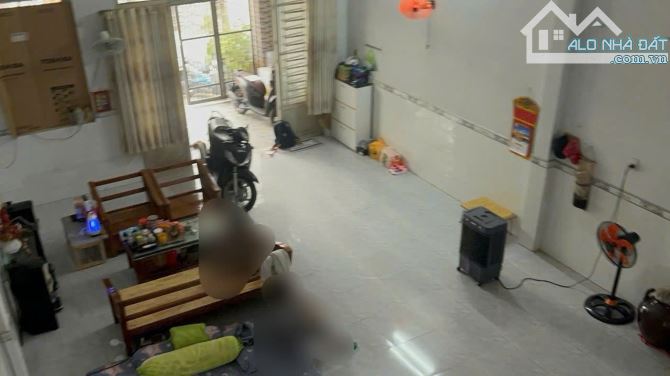 Cấp 4 đúc lửng hẻm 1/ đường Tân Thới Hiệp 21, DT 5,8x18 nỡ hậu 6,3m giá 5,6 tỷ TL
