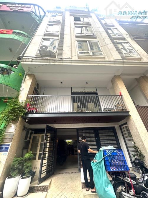 LÁNG HẠ-110Mx9TẦNG-MT8.3M-Ô TÔ- TOÀ APARMENT-CHDV-ÔTÔ TRÁNHaSIÊU DÒNG TIỀN-TTBA ĐÌNH-50 TỶ