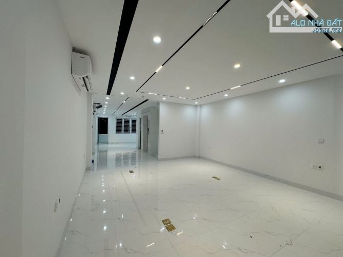 BÁN CĂN LIỀN KỀ  82M X6 TẦNG  THANG MÁY TẠI TỐ HỮU HÀ ĐÔNG GIÁ CHỈ 21,4 TỶ